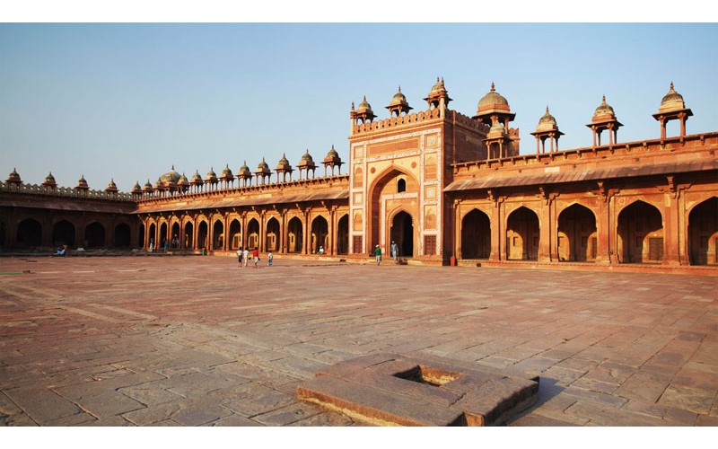 Private Same Day Taj Mahal  and Fatehpur Sikri by Car - All Inclusive