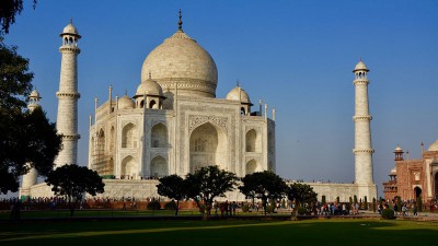 Experience Old City of Agra with Taj Mahal