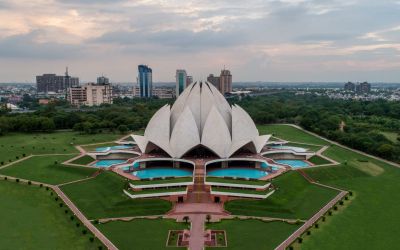2 Days Delhi Luxury Tour of Delhi & Agra by Car from Delhi